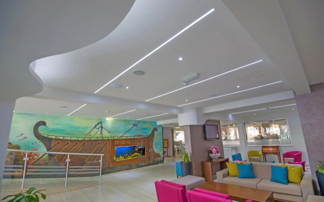 New Famagusta Hotel&Suites