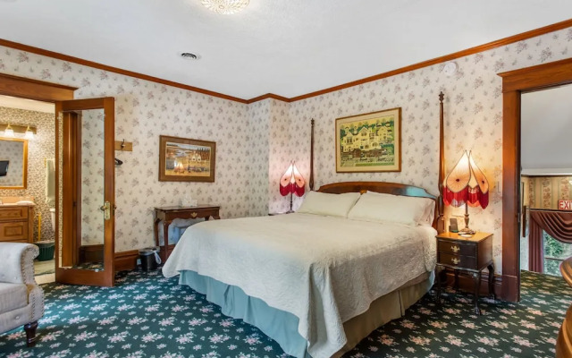 The Inn of Saugatuck