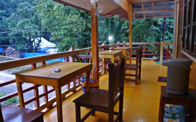 Mochileros Guesthouse