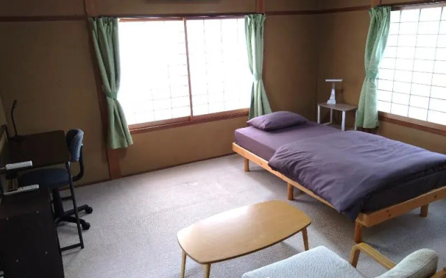 Guest House Azmo – Guest Rooms – Matsue