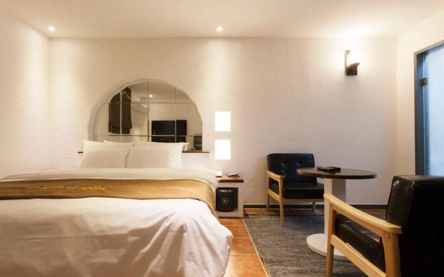 Hotel Leaders
