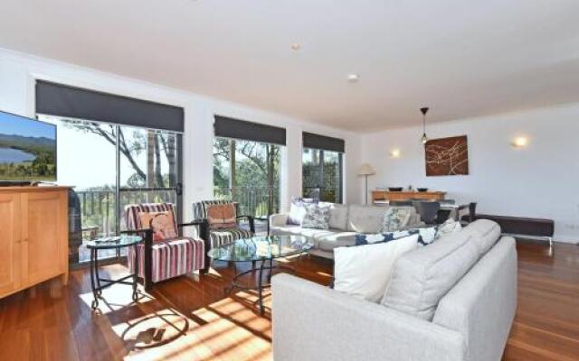 Villa Tranquility Located Within Cypress Lakes