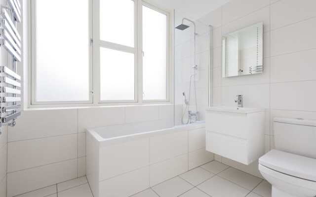 Sonder - Anglers Lane