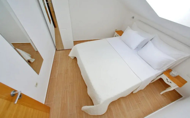 Apartments Nina