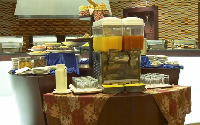 Hotel Gran Puri Manado