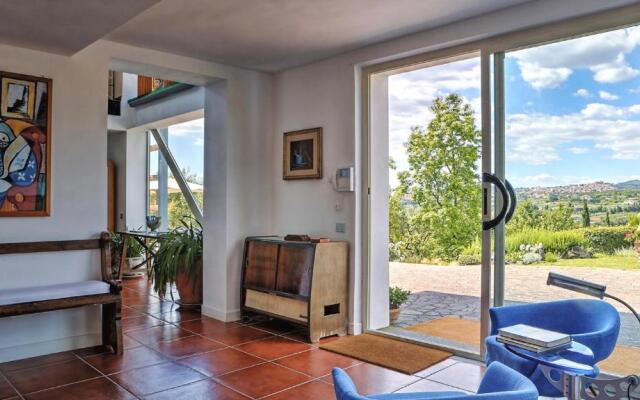 LANUVIUM 10, Emma Villas