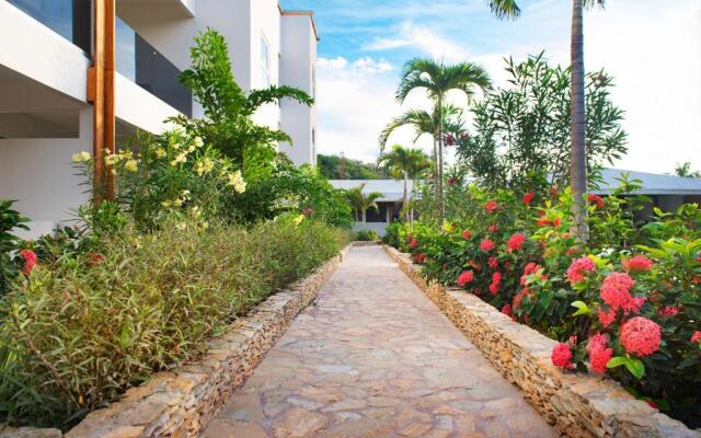 Naboo Resort & Dive Center - Adults Only