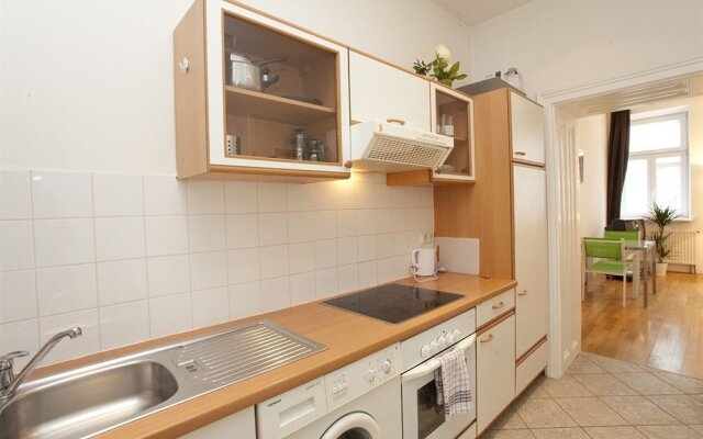 Vienna Apartment Wiedner Haupstrasse