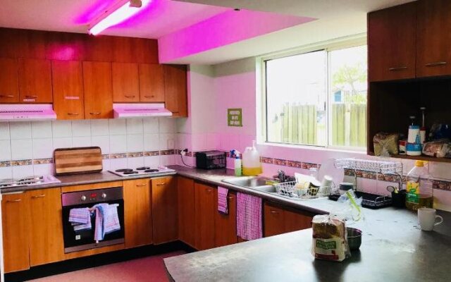 Caloundra Backpackers - Hostel