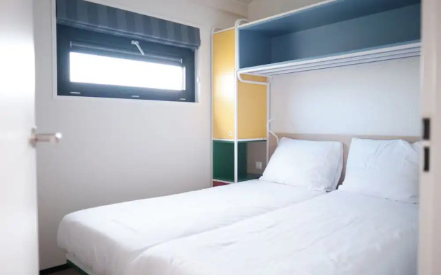 Modern Lodge Near sea at Just 500m