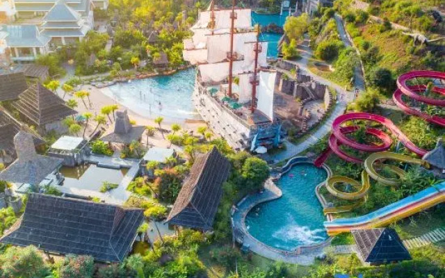 Tianfang Yuetan Hot Spring Resort