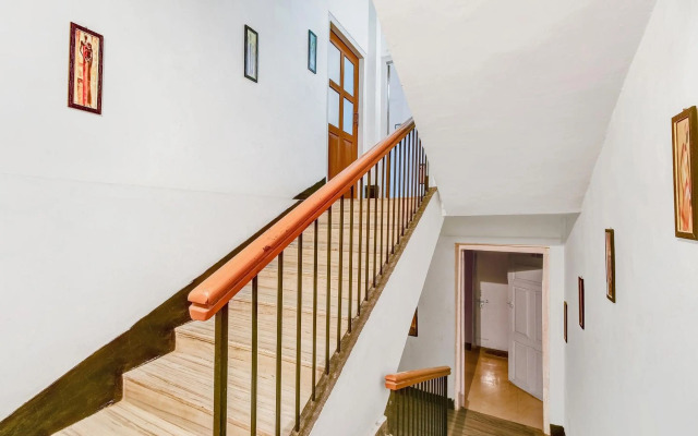 OYO Flagship 70293 Bobs Mansion