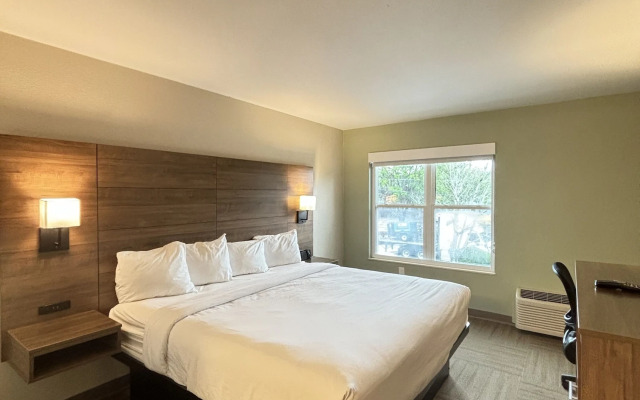 Baymont by Wyndham Lake Park Valdosta I-75