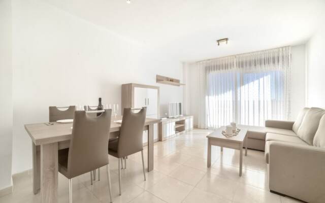 Apartment - 2 Bedrooms with Pool, WiFi and Sea views - 105025