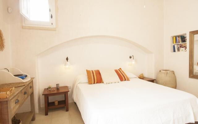 Romantic Flat with Pool