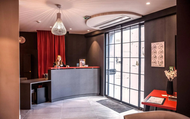 Hotel Sixteen Paris Montrouge