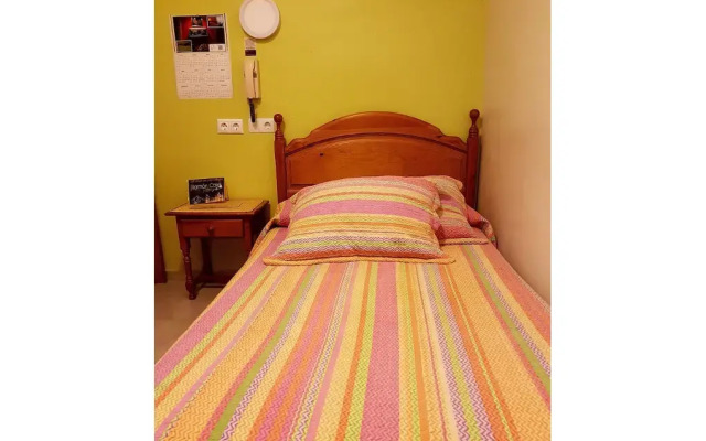 Hostal Ramón y Cajal