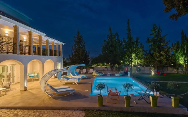 Rivazzurra Luxury BeachFront Villa