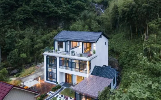 Anji Baofu Shiyou Homestay