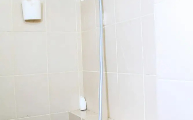 Modern 2BR Apartment Puri Park View for 4 Pax By Travelio