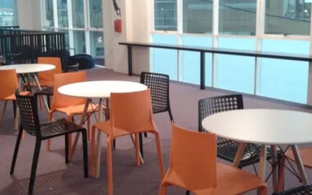 SKYPOD Hostel