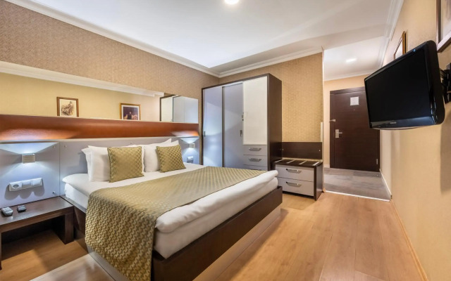 Gallery Residence & Hotel