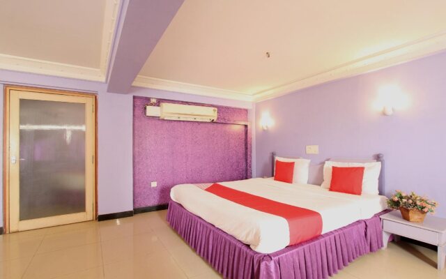 Hotel Dhammanagi Comforts by OYO Rooms