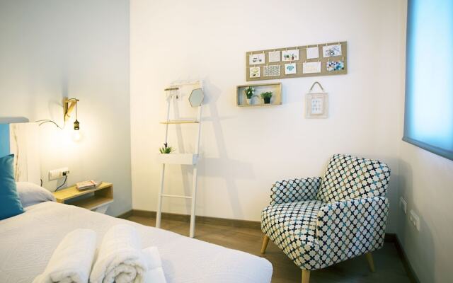 Bright & Quiet Apartment Malaga Center