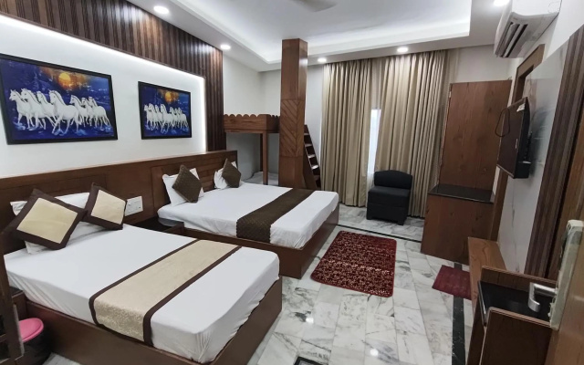 Hotel Muskan – Guest Rooms – Mathura