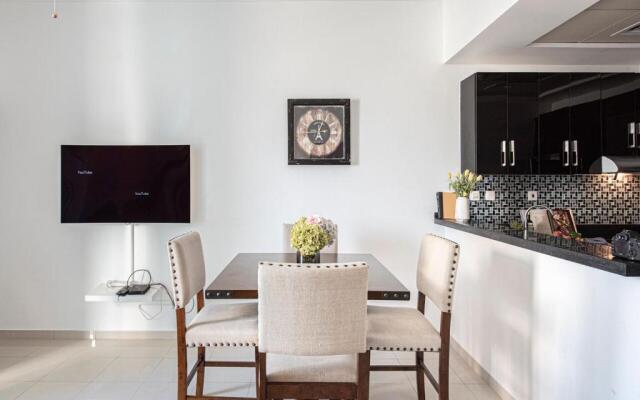 Nasma Luxury Stays - Botanica Tower