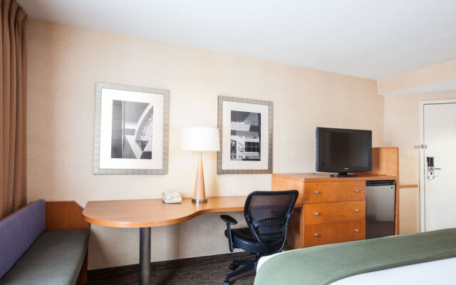 Holiday Inn Express West Los Angeles-Santa Monica