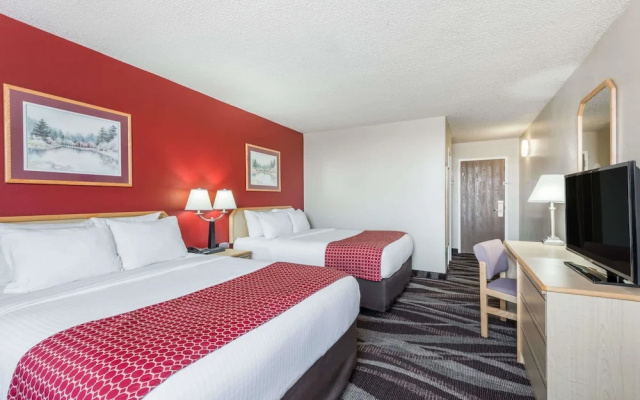 Days Inn By Wyndham Gillette
