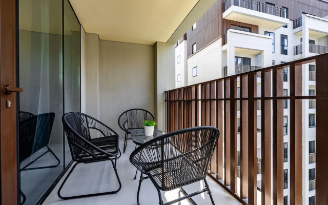 Bayshore 3 704 Creek