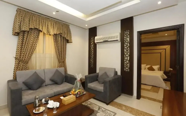 Hotelier Suites