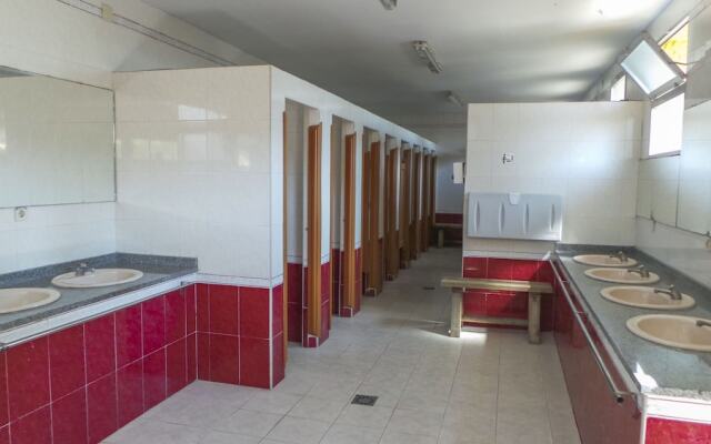 Bungalows Camping Alpha Madrid