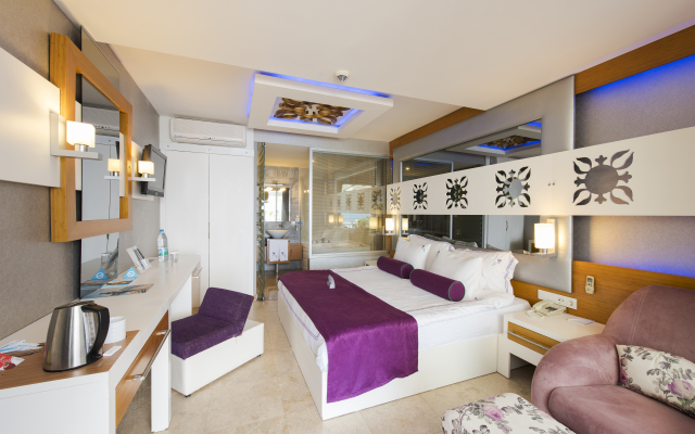 Flora Garden Beach Hotel