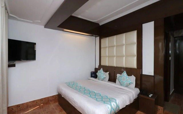 OYO 1467 Hotel Hill Queen