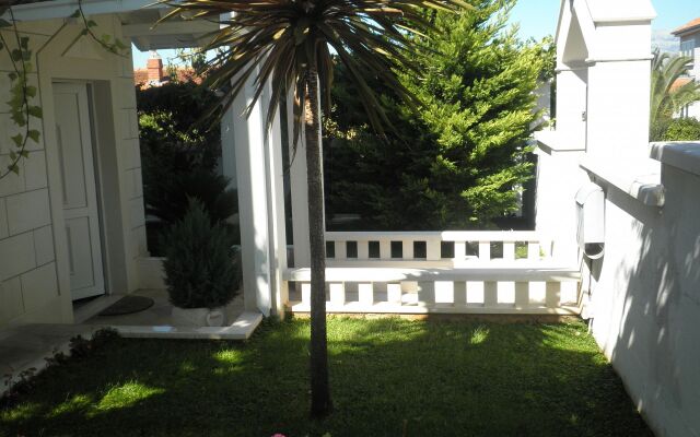 Apartment Aldica - 300 m from sea: A3 Supetar, Island Brac