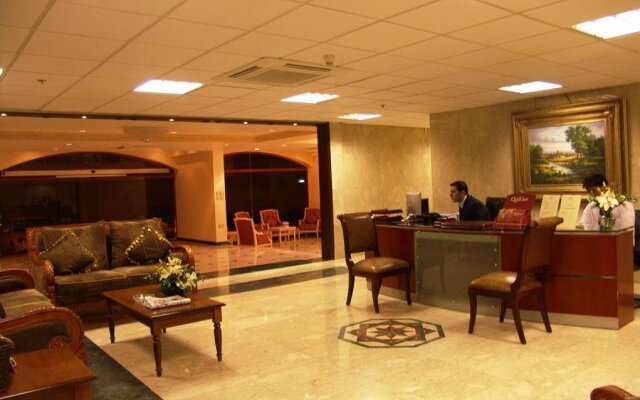 Al Sadd Suites Hotel