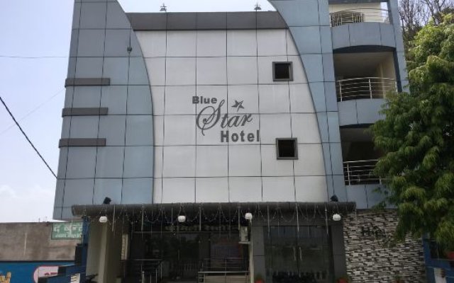 Hotel Blue Star