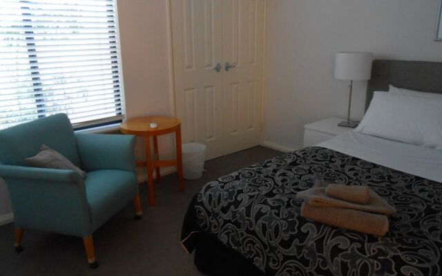 Como Waters Bed & Breakfast