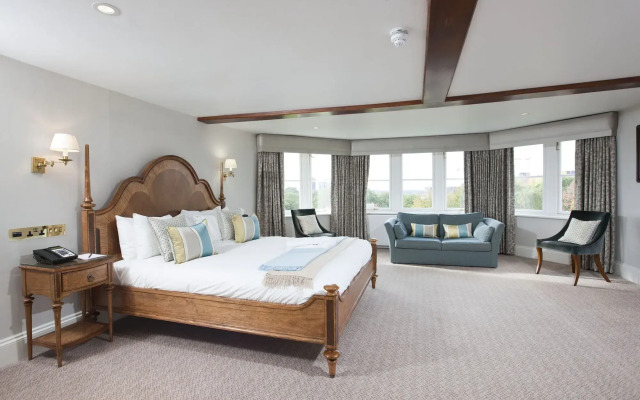 Wivenhoe House Hotel