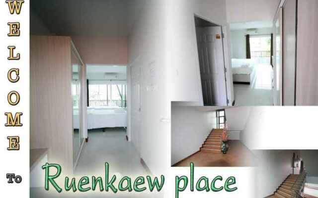Ruean Kaew Place