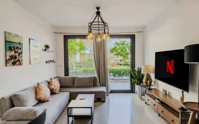 Refreshed & Uplifted 2 BDR @ G Cribs