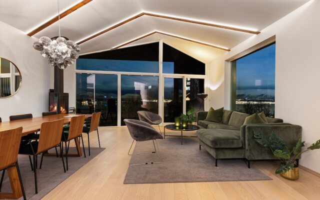 Enter Tromsø Luxury Villa