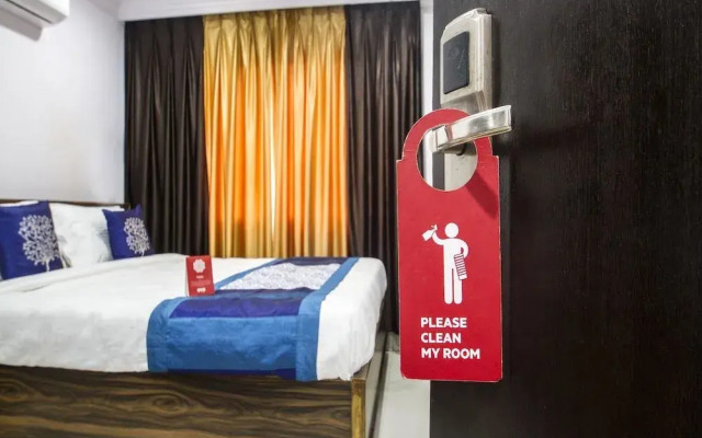 OYO 9627 Hotel Srinivasa Central
