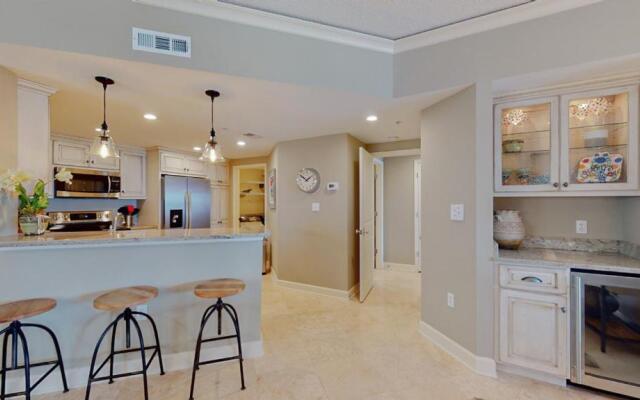 5205 Hampton Place South