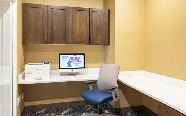 Hampton Inn & Suites Logan
