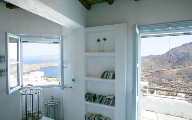 Traditional Stonehouse Breathtaking View