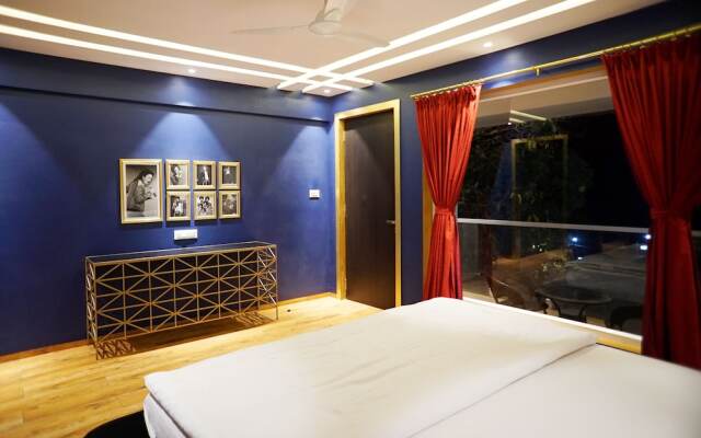 Vegas Villa by Shiloh Stays